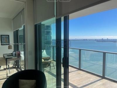 Departamento 2 dormitorios en venta en Miami