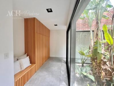 Casa 4 dormitorios en venta en El Canton, Escobar