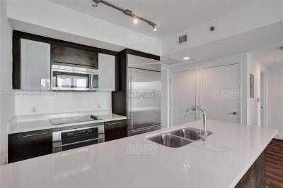 Departamento 1 dormitorios en venta en Miami