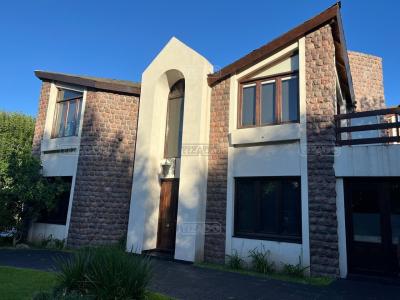 Casa 3 dormitorios en venta en Francisco Álvarez, Moreno