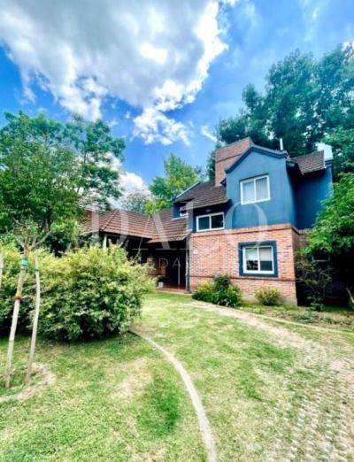 Casa 4 dormitorios en venta en Benavidez, Tigre
