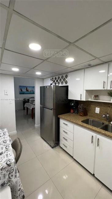 Departamento 1 dormitorios en venta en Miami
