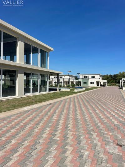 Casa en venta en Pilar