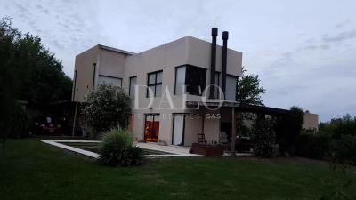 Casa 4 dormitorios en alquiler en Villanueva, Tigre