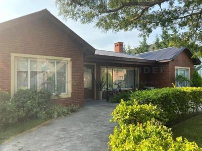 Casa 3 dormitorios en venta en Villanueva, Tigre