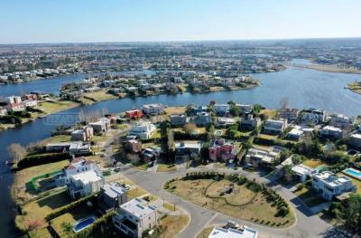 Terreno en venta en Villanueva, Tigre