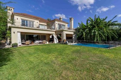 Casa 4 dormitorios en venta en Ayres Del Pilar, Pilar