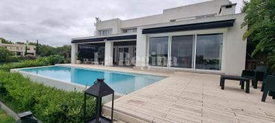Casa 5 dormitorios en venta en Santa Barbara, Tigre