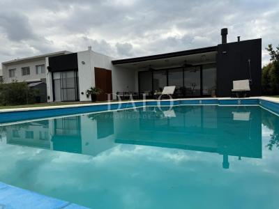 Casa 3 dormitorios en venta en Villanueva, Tigre