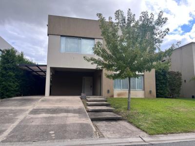 Casa 4 dormitorios en venta en Nordelta, Tigre
