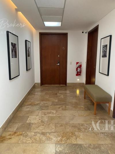 Oficina en venta en Boulogne, San Isidro