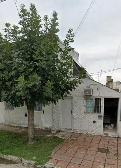 Casa 1 dormitorios en alquiler en Castelar, Moron