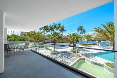 Departamento 3 dormitorios en venta en Miami Beach, Miami