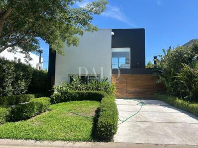 Casa 3 dormitorios en alquiler en Nordelta, Tigre