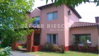 Casa 3 dormitorios en alquiler en Villanueva, Tigre