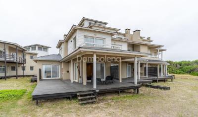 Departamento 1 dormitorios en venta en Mar de las Pampas