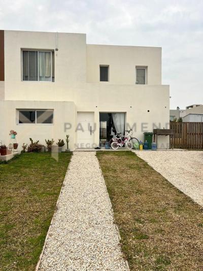 Casa 4 dormitorios en venta en Villanueva, Tigre