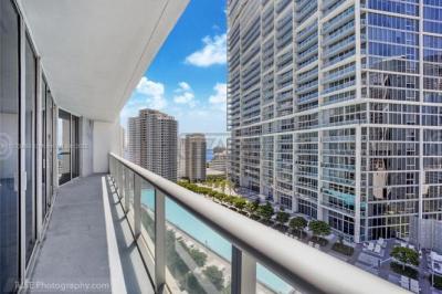 Departamento 2 dormitorios en venta en Miami