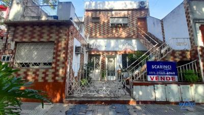 Casa 7 dormitorios en venta en Saenz Peña, Tres de Febrero