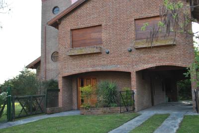 Casa 4 dormitorios en venta en Francisco Álvarez, Moreno