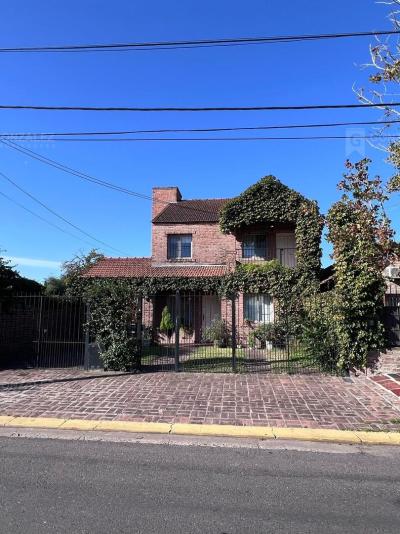 Casa 5 dormitorios en venta en Pilar