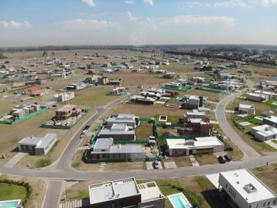 Terreno en venta en Tristan Suarez, Ezeiza