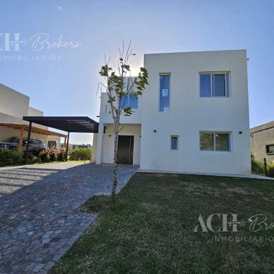 Casa 3 dormitorios en venta en Nordelta, Tigre