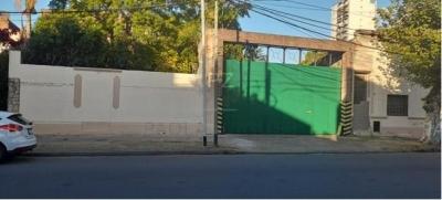 Depósito en venta en Avellaneda