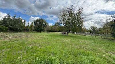 Terreno en venta en Parque Jularo, Exaltacion de la Cruz