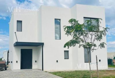 Casa 4 dormitorios en venta en Villanueva, Tigre