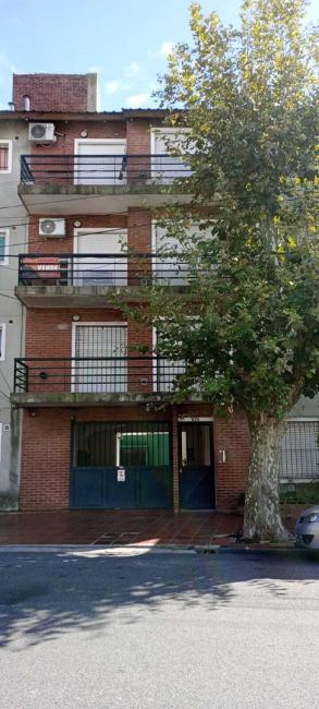 Departamento 2 dormitorios en venta en Avellaneda