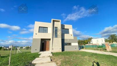 Casa 3 dormitorios en venta en Pilar del Este, Pilar