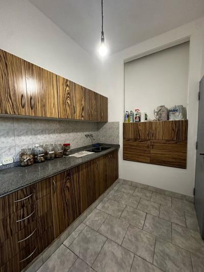 Departamento 2 dormitorios en venta en Caseros, Tres de Febrero