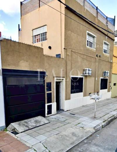 Departamento 2 dormitorios en venta en Crucesita, Avellaneda