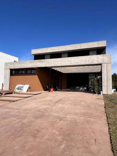 Casa 4 dormitorios en venta en Nordelta, Tigre