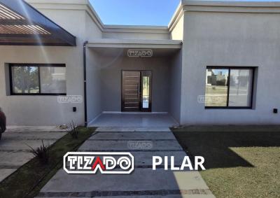 Casa 4 dormitorios en venta en Medal CC, Pilar