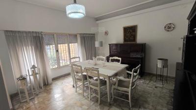 Casa 3 dormitorios en venta en Liniers, Ciudad de Buenos Aires