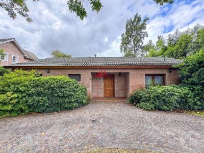 Casa 3 dormitorios en venta en Los Fresnos, Pilar