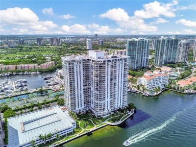 Departamento 3 dormitorios en venta en Aventura, Miami