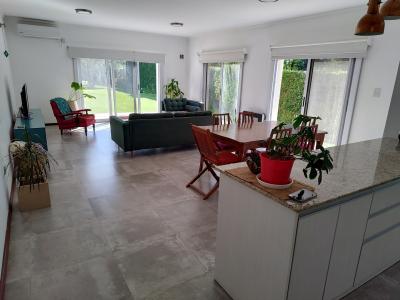 Casa 3 dormitorios en venta en Manuel B Gonnet, La Plata
