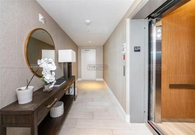 Departamento 3 dormitorios en venta en Miami