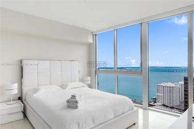 Departamento 2 dormitorios en venta en Miami