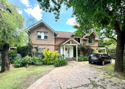 Casa 4 dormitorios en venta en Los Fresnos, Pilar