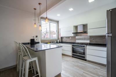Departamento 4 dormitorios en venta en Villa Urquiza, Ciudad de Buenos Aires