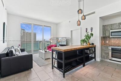 Departamento 2 dormitorios en venta en Miami