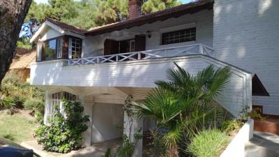 Casa 4 dormitorios en venta en Pinamar