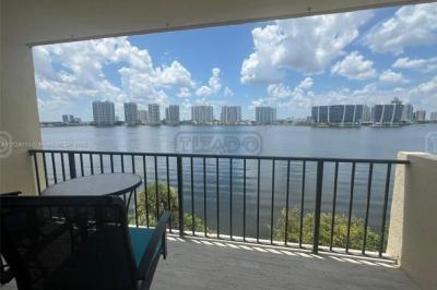 Departamento 2 dormitorios en venta en Sunny Isles, Miami