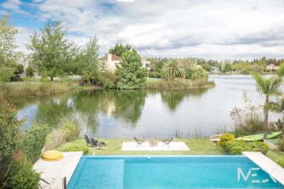 Casa 3 dormitorios en venta en Rincon de Milberg, Tigre