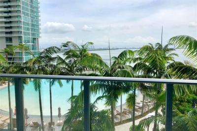 Departamento 2 dormitorios en venta en Miami