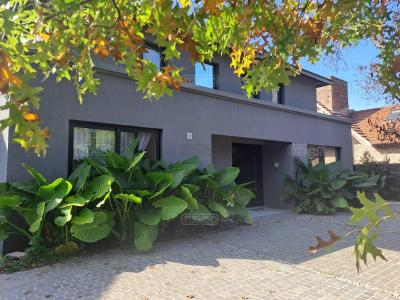 Casa 3 dormitorios en alquiler en Santa Rita, San Isidro